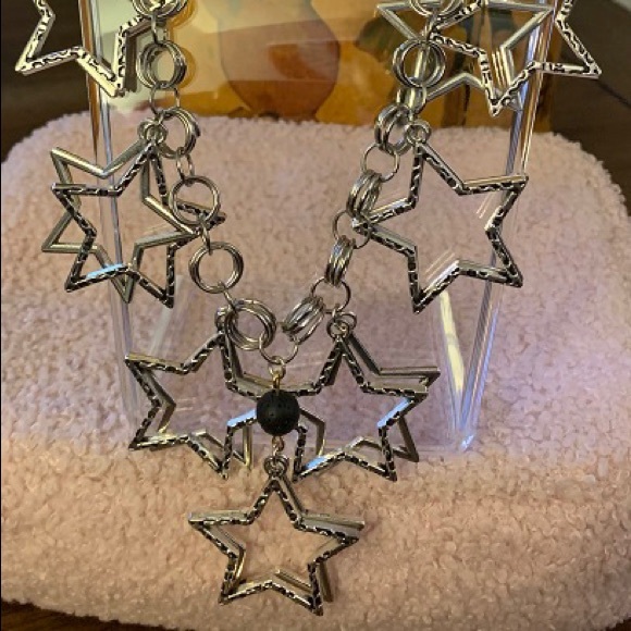 JUMP RING STAR NECKLACE - Picture 9 of 9